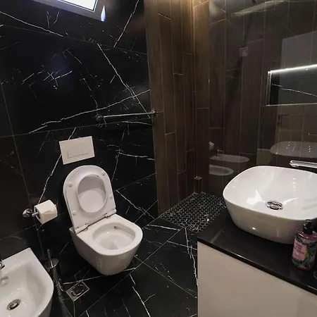 2 Steps From City Center Apt 3 3 Tirana Exterior photo